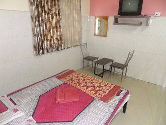New Bombay Lodge, Akola 2